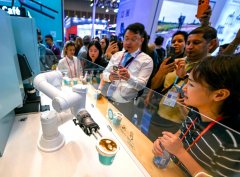 中国具有广漠的市场来使用这